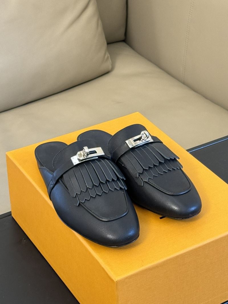 Louis Vuitton Slippers